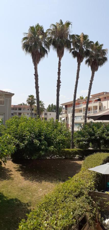 Apartmán Le Cyana Cagnes-sur-Mer Exteriér fotografie
